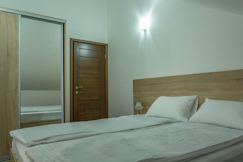 Apartmani Mendula Budva Eksteriør billede